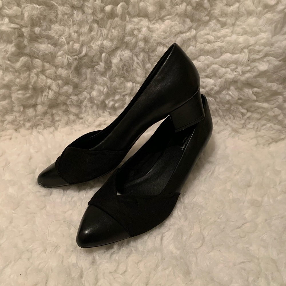 OPEL FAUX LEATHER AND SUEDE PUMP. Sz 11w